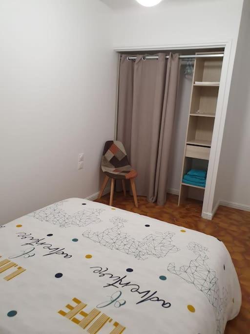 Appartement F3 Meuble Et Equipe Saint-Cyprien  Dış mekan fotoğraf